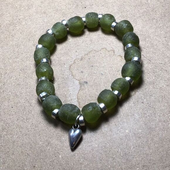 Bracelet, Handmade African Beaded Bracelet, NEW, Stretch, Green, Artisan - Picture 2 of 4